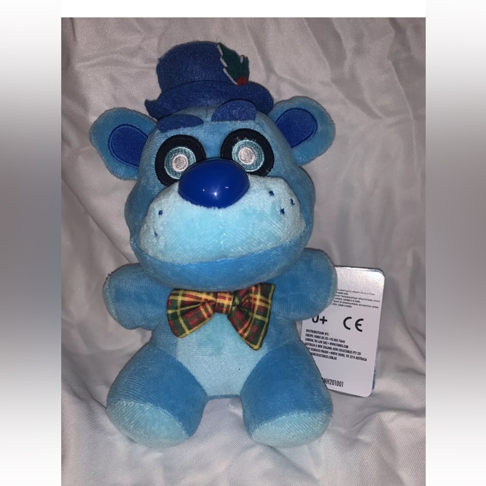 Freddy Frostbear Plush Funko Exclusive Five Nights at Freddy's Frost Bear HTF